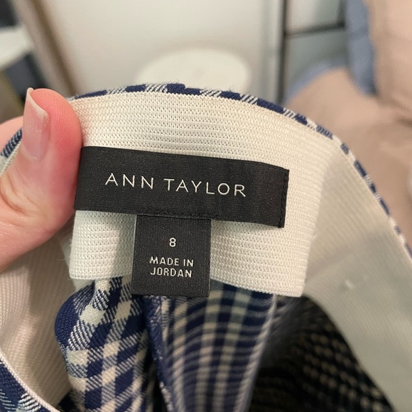 Like New Ann Taylor Plaid Audrey Bi-Stretch Pants - Picture 4 of 6